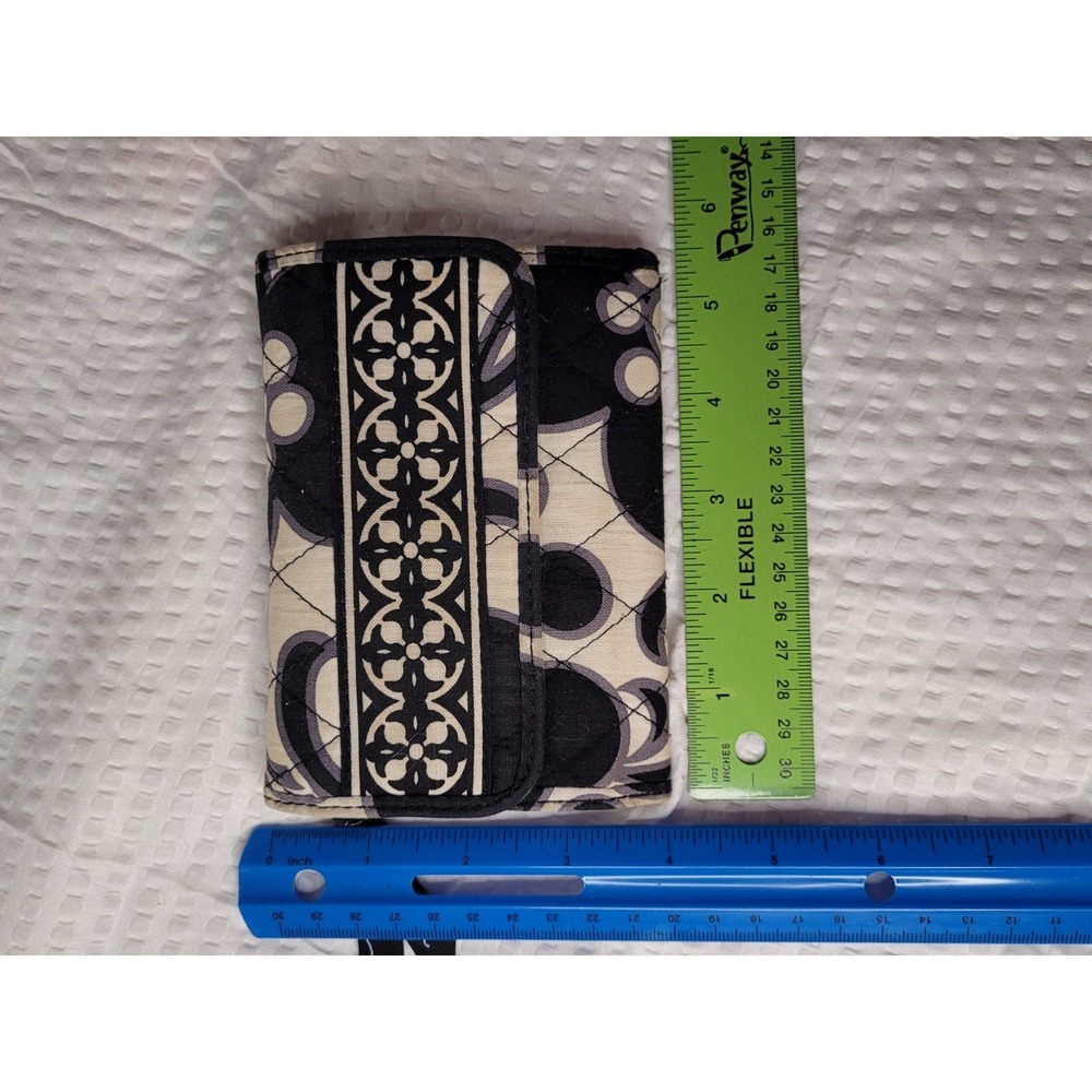 Vera Bradley‎ Trifold Wallet - Picture 6 of 6